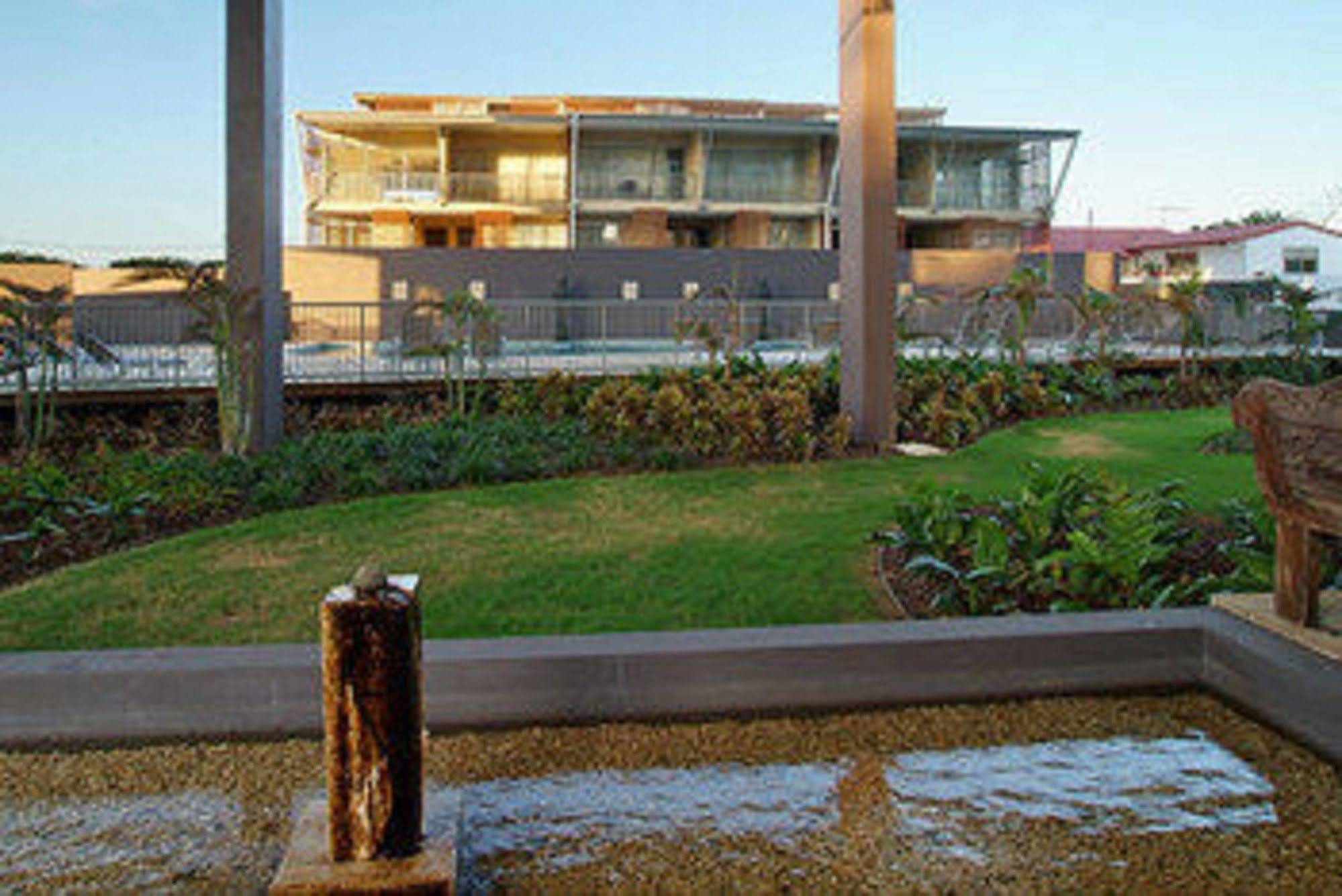 On The Beach Resort Bribie Island Woorim Экстерьер фото