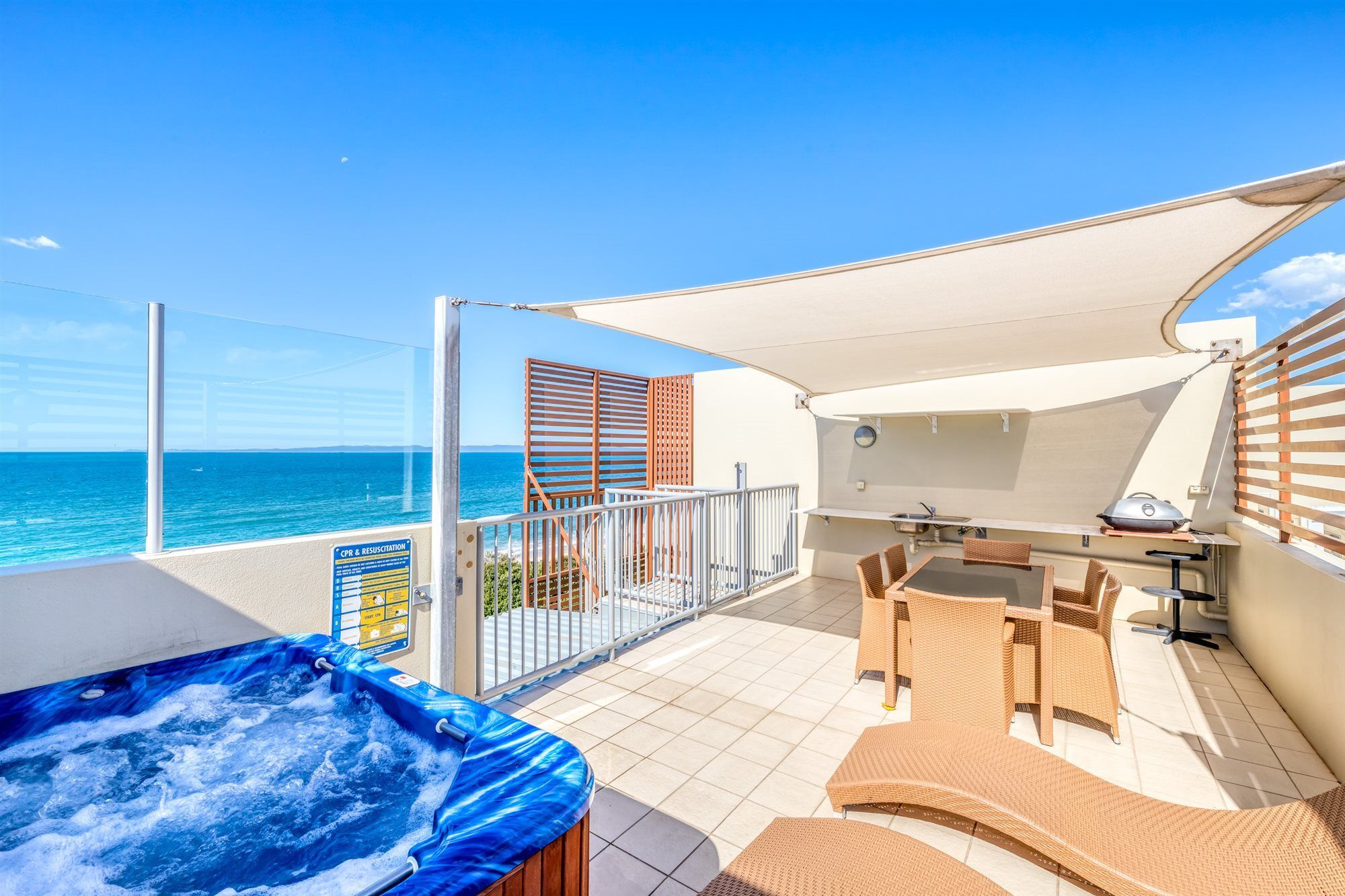 On The Beach Resort Bribie Island Woorim Экстерьер фото