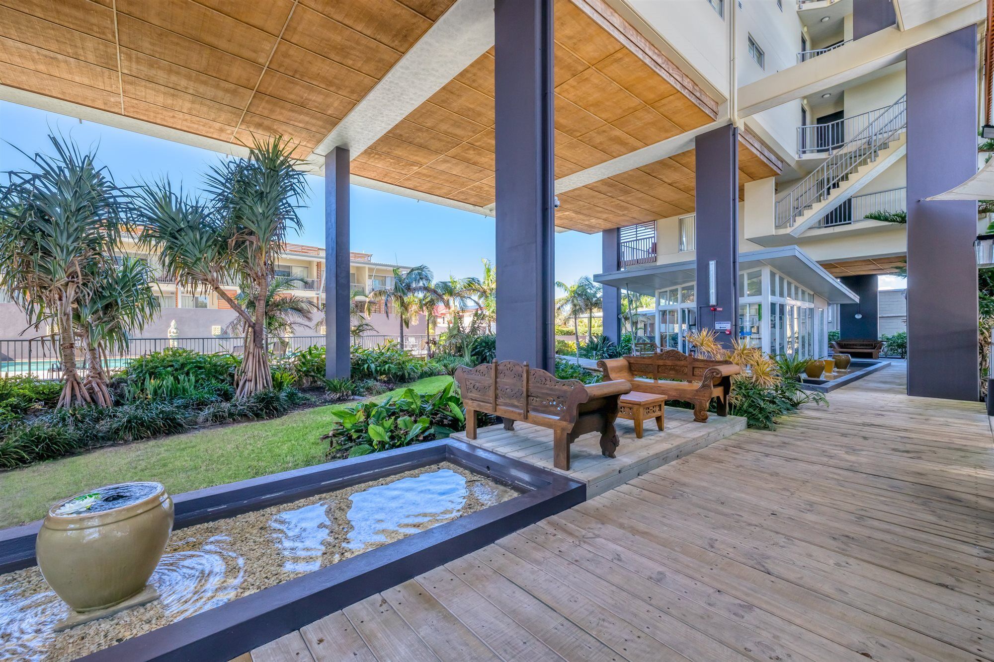 On The Beach Resort Bribie Island Woorim Экстерьер фото